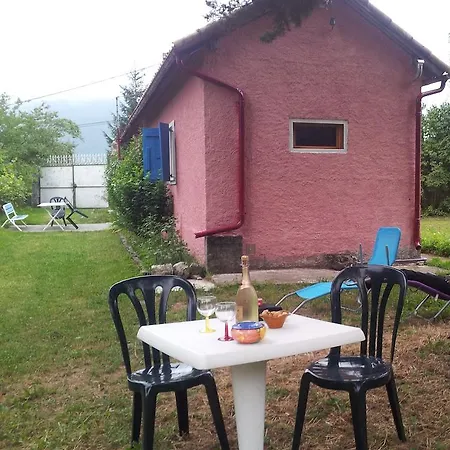 Дом отдыха La Pyrene Maison De